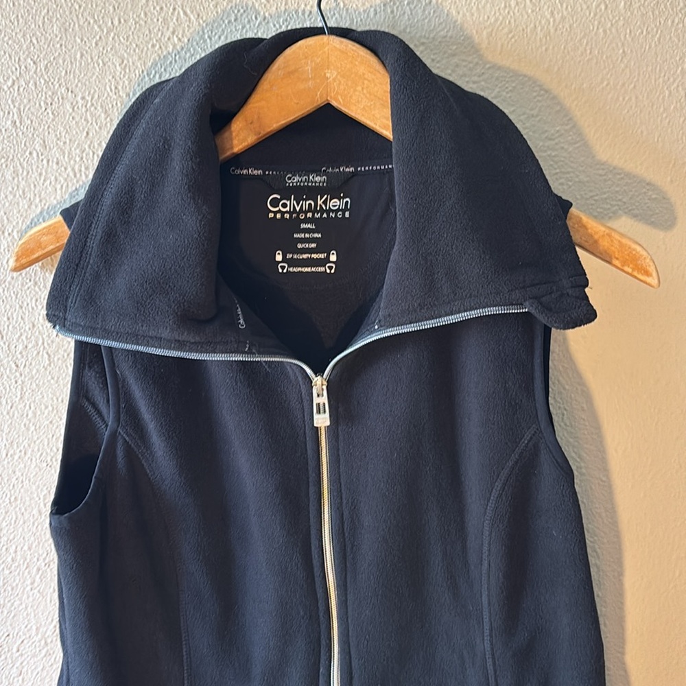 Calvin Klein Performance Vest Small Black Fleece Zip-Up Sleeveless Pockets - Picture 2 of 8